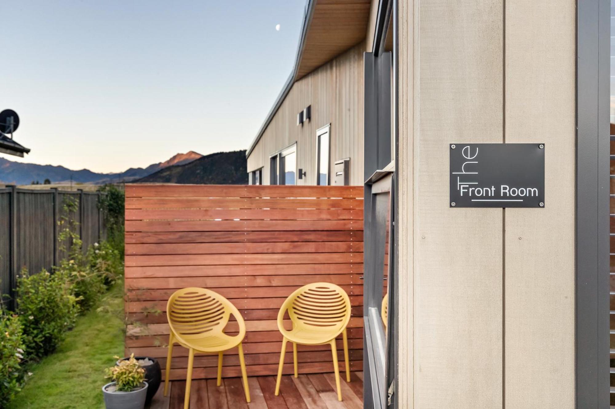 The Front Room Wanaka Exterior photo